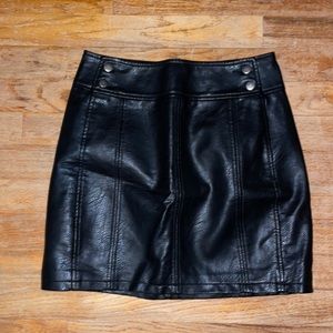Free People Modern Femme Mini Vegan Leather Skirt with buttons size 0